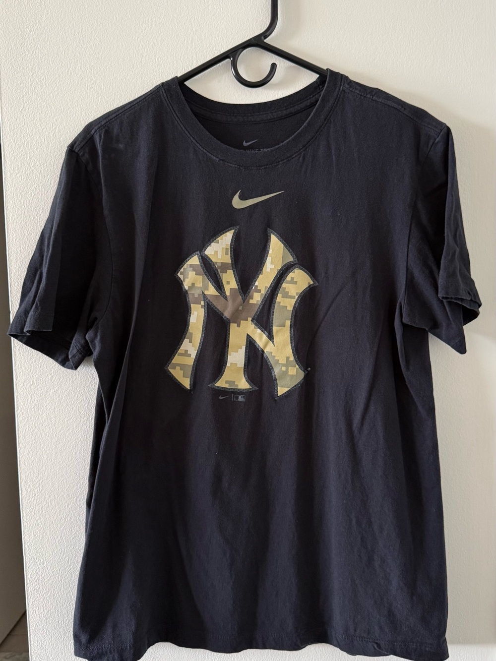 Nike New York Yankees Black Camouflage Tee
